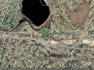 42 25 33 N 071 11 14 W
