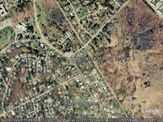 42 26 05 N 071 12 33 W