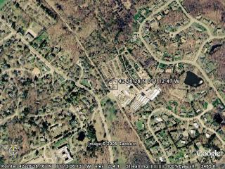 42 26 28 N 071 12 47 W