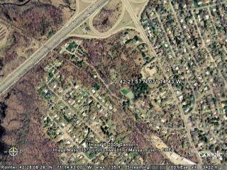 42 27 57 N 071 14 43 W