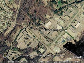 42 28 22 N 071 15 35 W