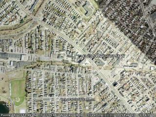 42 23 54 N 071 07 56 W